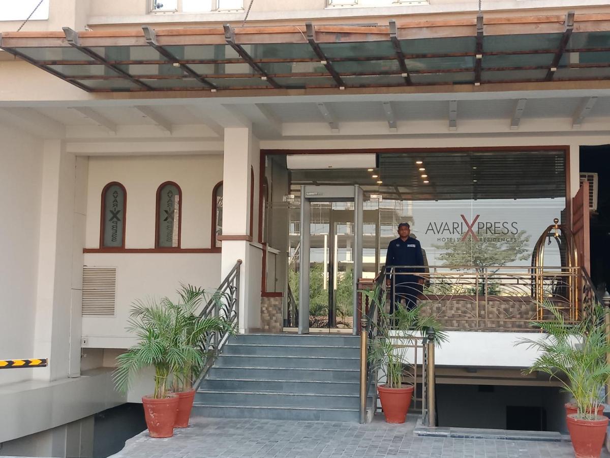 Avari Xpress Faisalabad Exterior foto